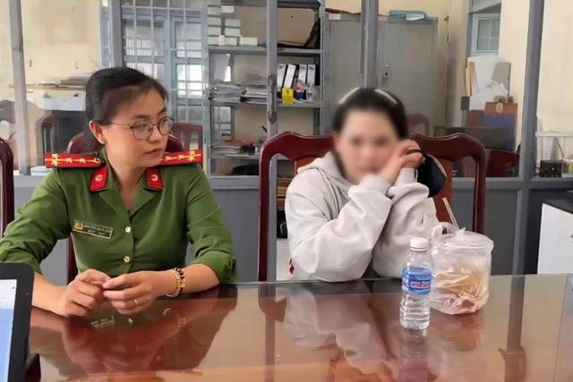 C&ocirc; g&aacute;i trộm k&eacute;t sắt của d&igrave; ruột hơn 1 tỉ đồng rồi bị lừa hết tiền - Ảnh 1.