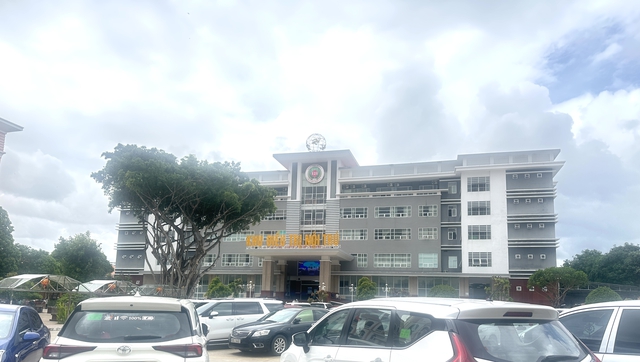 Bệnh viện qu&acirc;n đội nghĩa t&igrave;nh nơi đất miền T&acirc;y- Ảnh 5.