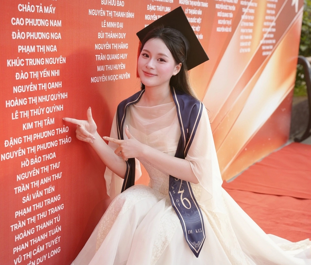 Nữ sinh khiến hội trường lặng đi với lời cảm ơn bố mẹ trong ngày tốt nghiệp- Ảnh 4.
