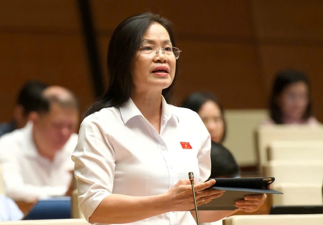 Bỏ công chứng bắt buộc khi chuyển nhượng đất sẽ 'rất rủi ro'- Ảnh 1.