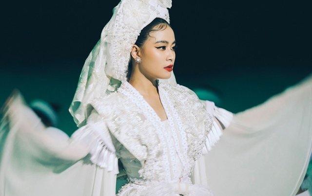 Ho&agrave;ng Th&ugrave;y Linh, ca nương Kiều Anh h&aacute;t khai mạc Festival Thăng Long H&agrave; Nội 2026- Ảnh 1.