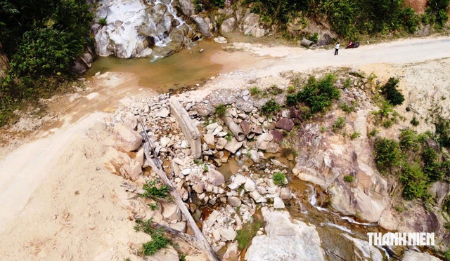Chủ tịch Đà Nẵng ra 'tối hậu thư' cho tuyến đường 'khẩn cấp' 5 năm chưa xong- Ảnh 1.