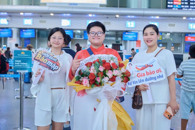 Hành trình phía sau vương miện- Ảnh 2.
