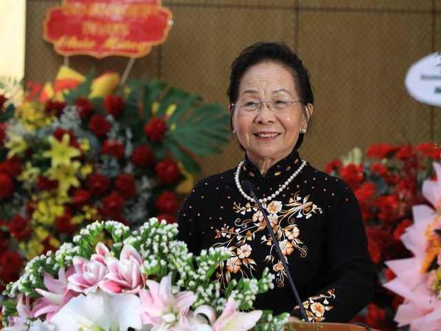 Khuyến học - khuyến tài để Lâm Đồng phát triển nguồn nhân lực chất lượng cao - Ảnh 1.