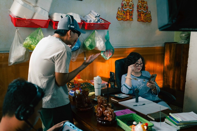 Hồng Đ&agrave;o: Từng v&igrave; một cuộc gọi của Hồng V&acirc;n m&agrave; lập tức về Việt Nam - Ảnh 3.