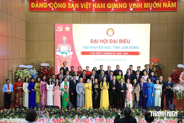 Khuyến học - khuyến tài để Lâm Đồng phát triển nguồn nhân lực chất lượng cao - Ảnh 6.
