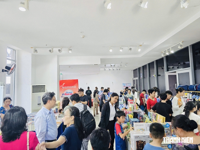Ph&oacute; gi&aacute;m đốc Sở VH-TT TP.HCM Nguyễn Ngọc Hồi th&ecirc;m chức ở Hội Xuất bản Việt Nam - Ảnh 3.
