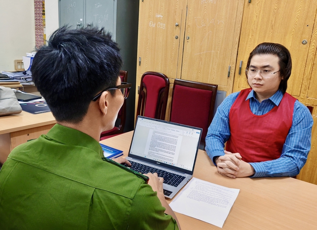 Công an xác định YouTuber Phạm Tuấn cầm đầu, thu lợi bất chính 500 triệu đồng- Ảnh 4.