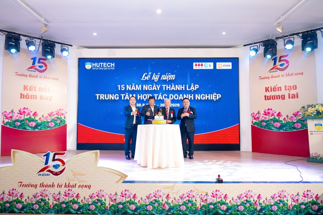  HUTECH mở rộng giảng đường bằng trải nghiệm thực tế- Ảnh 2.