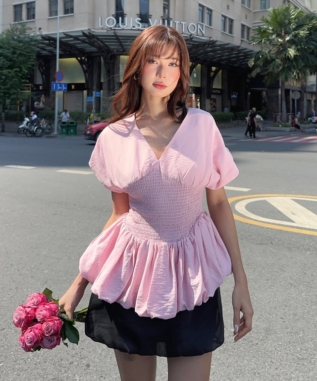 Vừa vặn mọi vóc dáng với trang phục bo chun- Ảnh 2.