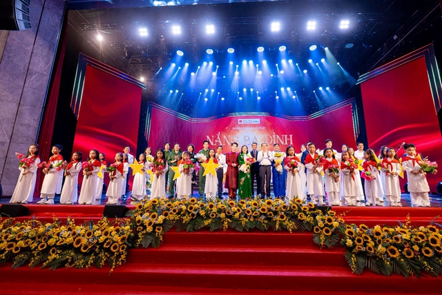 'Nắng Ba Đình’ khơi dậy lòng yêu nước và tinh thần đoàn kết dân tộc- Ảnh 3.