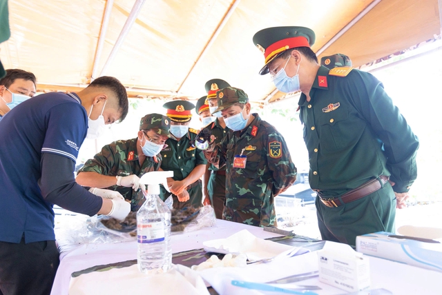 18 nghĩa trang, hơn 15.000 mẫu sinh phẩm và những cuộc trở về bi tráng- Ảnh 1.