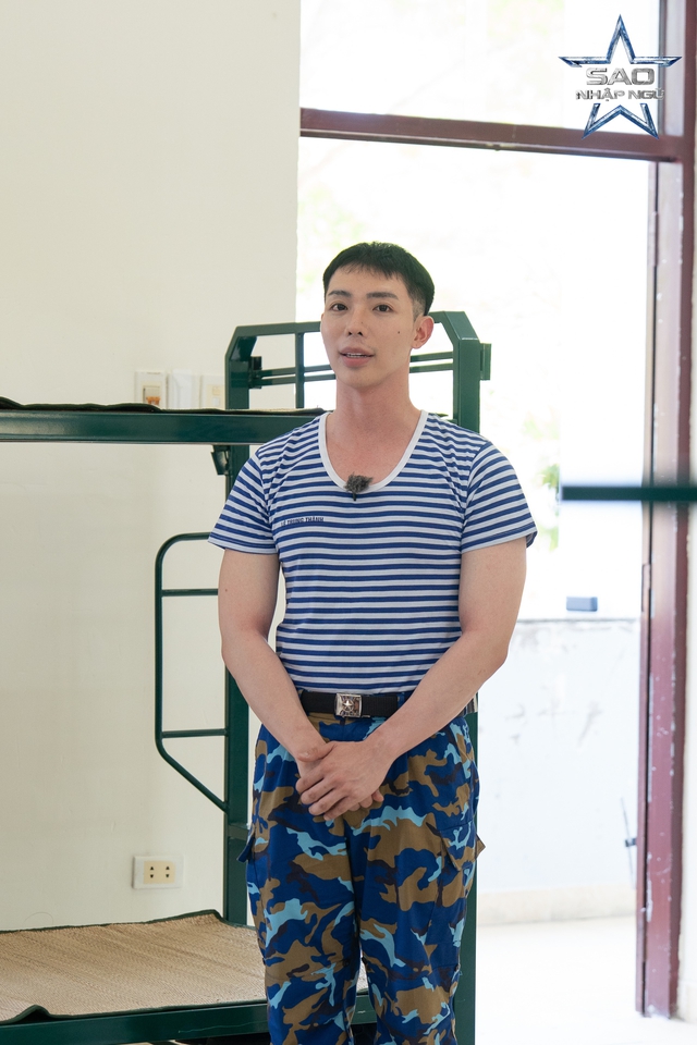 Nam ca sĩ gây tranh cãi vì thái độ trong 'Sao nhập ngũ' - Ảnh 2.