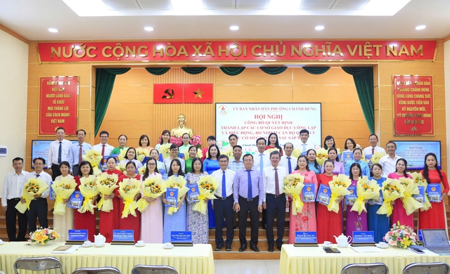 Một phường của TP.HCM giảm 8 trường và 14 hiệu trưởng, hiệu phó sau sắp xếp - Ảnh 1.