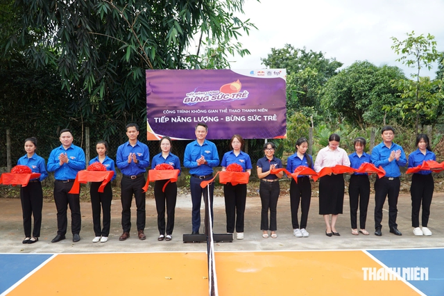 Khánh thành 'Không gian Thể thao Thanh niên' tích hợp sân pickleball ở Đắk Lắk - Ảnh 1.