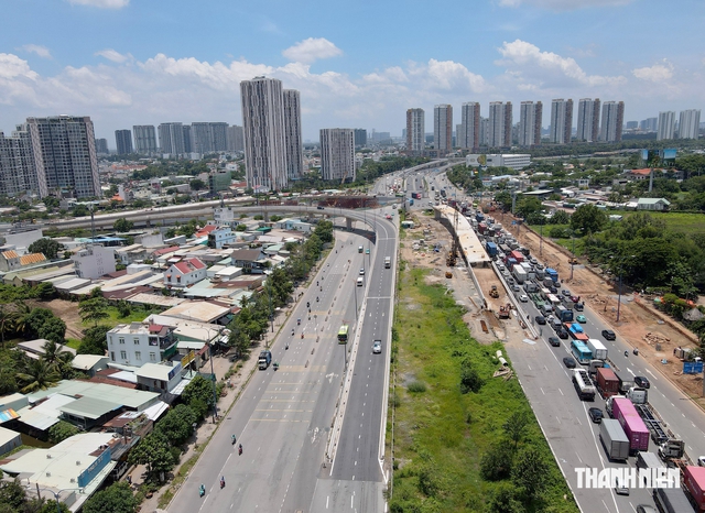 TP.HCM tăng cường điều tiết giao thông cửa ngõ, sân bay dịp lễ 2.9 - Ảnh 1.