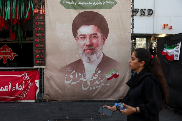 Lãnh tụ tối cao Iran Mojtaba Khamenei xuất hiện trong video mới- Ảnh 1.