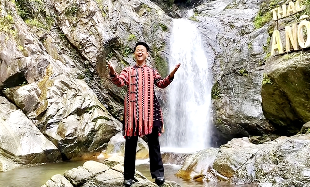 Người trẻ phố thị giữ hồn đại ng&agrave;n: Kể chuyện bản l&agrave;ng bằng tiếng h&aacute;t Pa K&ocirc;h - Ảnh 5.