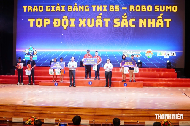 23 đội thi đại diện Việt Nam đi thi đấu robot thế giới - Ảnh 1.
