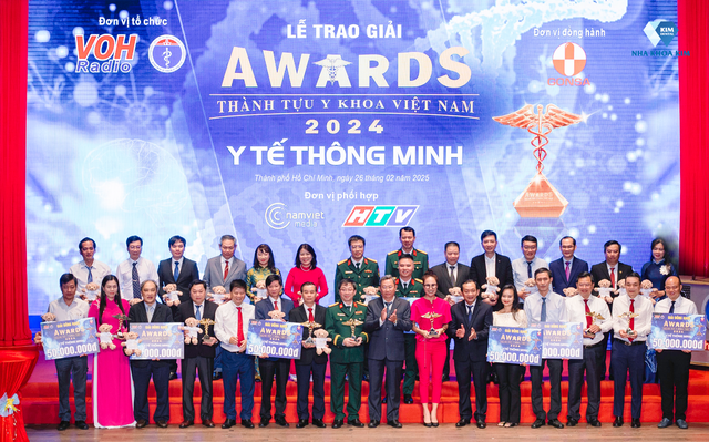 Nha Khoa Kim duy tr&igrave; vị thế 13 lần top đầu xếp hạng chất lượng tại TP.HCM - Ảnh 2.