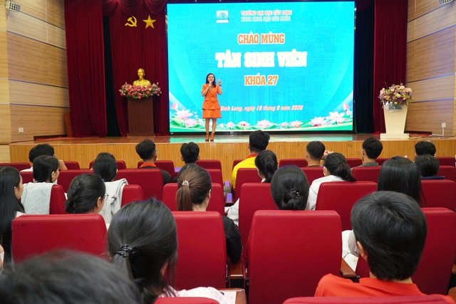 Trường ĐH Cửu Long đồng h&agrave;nh c&ugrave;ng t&acirc;n sinh vi&ecirc;n từ ng&agrave;y đầu nhập học- Ảnh 2.