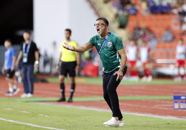 Thái Lan công bố nhân sự bất ngờ đấu FIFA ASEAN Cup: Chanathip trở lại, Bunmathan và Dangda bị loại- Ảnh 2.
