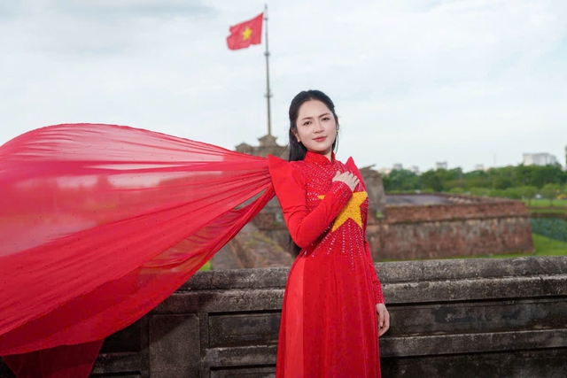 Duyên Quỳnh ra mắt MV mừng Quốc khánh 2.9- Ảnh 1.