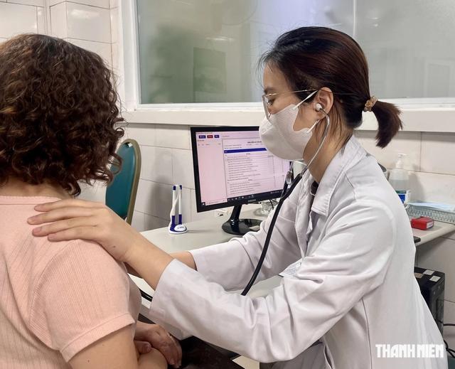 Khám tối thiểu 6 phút/bệnh nhân không phải là quy định bắt buộc - Ảnh 1.