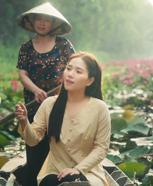 Chủ nh&acirc;n hit 'Giấc mơ trưa' Th&ugrave;y Chi n&oacute;i về người đặc biệt trong cuộc đời- Ảnh 3.
