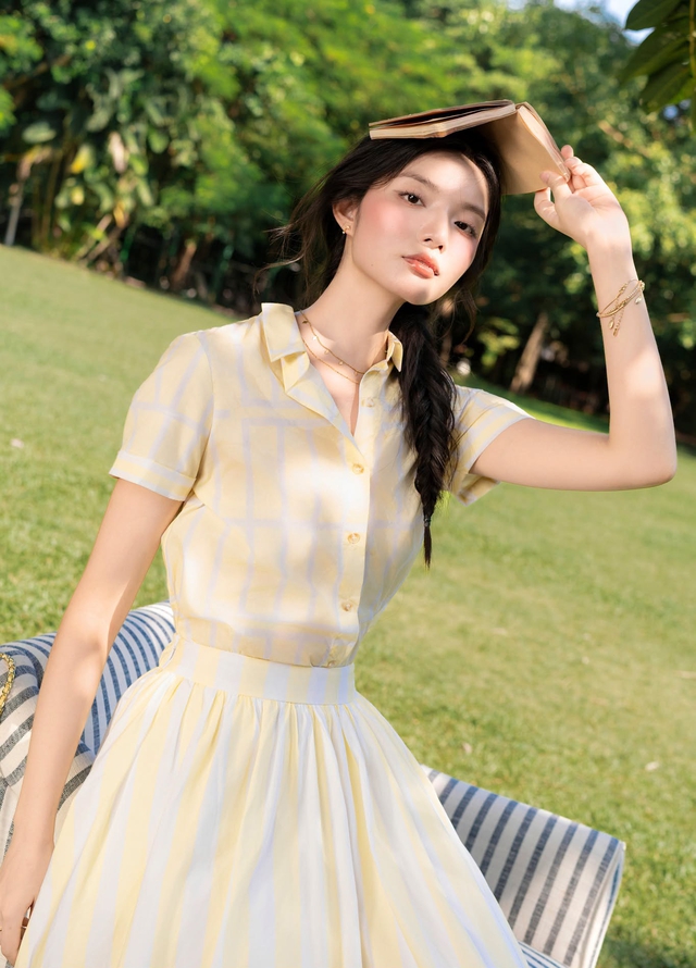 Bản phối v&agrave;ng v&agrave; trắng, phối đồ kh&eacute;o để n&agrave;ng 'tỏa nắng' ng&agrave;y đầu thu - Ảnh 4.