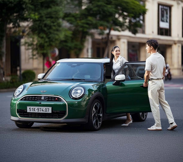 THACO AUTO c&ocirc;ng bố gi&aacute; mới cho MINI tại Việt Nam, mức điều chỉnh tới 400 triệu- Ảnh 2.