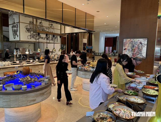 TP.HCM lần đầu xây chuẩn riêng cho khách sạn thông minh, xanh và độc đáo - Ảnh 2.