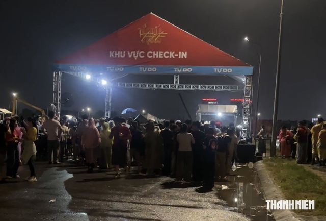 Concert 'Tổ quốc trong tim' vướng tranh luận, ban tổ chức lên tiếng- Ảnh 3.