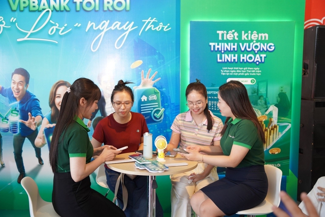 VPBank tới rồi, mở &lsquo;lời&rsquo; ngay th&ocirc;i&rsquo;: Thương hiệu hiện diện trong nhịp sống địa phương- Ảnh 1.