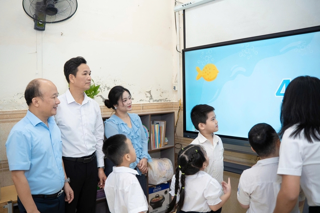 VIWASUPCO trao tặng món quà đặc biệt nhân dịp đầu năm học mới - Ảnh 2.