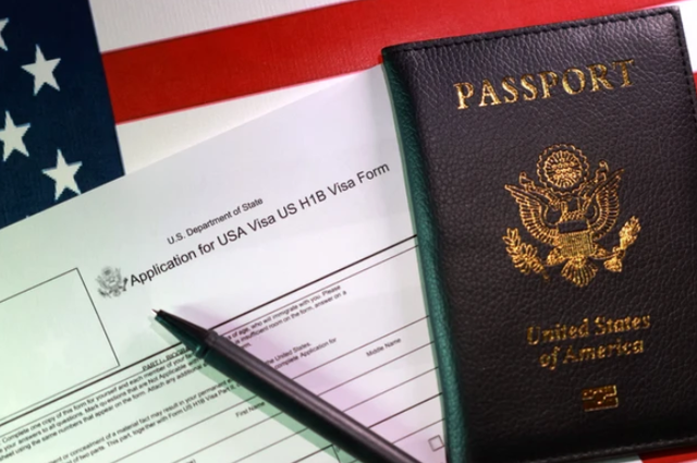 Washington muốn thu 103.000 USD cho thị thực H-1B - Ảnh 1.