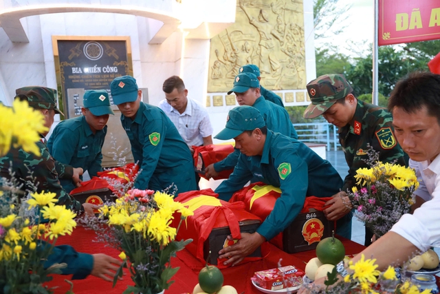 Khánh Hòa: Quy tập 4 hài cốt liệt sĩ tại núi Hòn Chảo- Ảnh 4.
