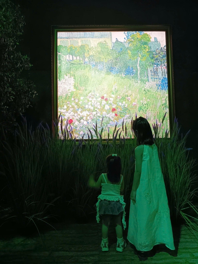 Đến Van Gogh Timeless dịp 2.9 cả nhà ơi: Cảnh báo thích mê chẳng muốn về- Ảnh 3.