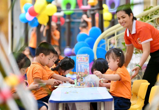 Chương trình thí điểm mầm non: Không dạy nhiều hơn mà tổ chức hoạt động tốt hơn - Ảnh 1.