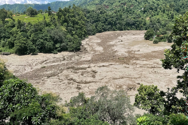 Lũ quét gây thương vong lớn tại Nepal-Tây Tạng, ông Tập Cận Bình chỉ đạo khẩn- Ảnh 1.