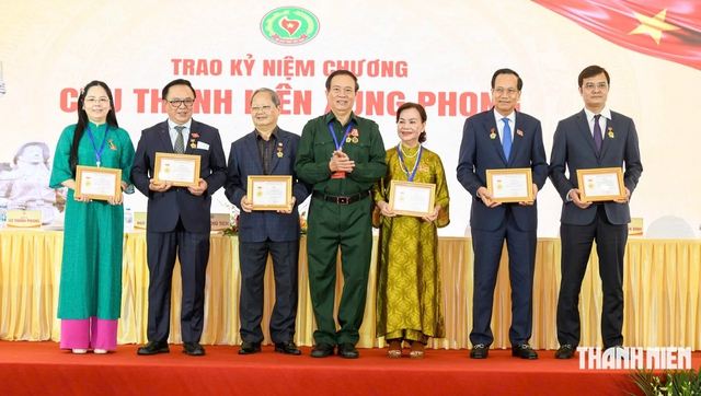 Phát huy truyền thống, chăm lo tốt hơn cho cựu thanh niên xung phong - Ảnh 5.