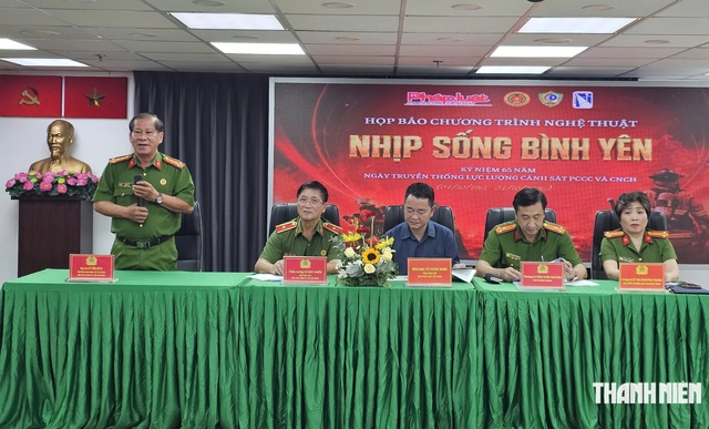 Chương tr&igrave;nh nghệ thuật Nhịp sống b&igrave;nh y&ecirc;n: Khắc họa h&igrave;nh tượng đi ngược chiều ngọn lửa - Ảnh 1.