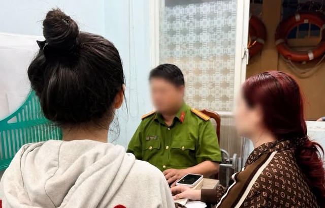 D&ugrave;ng hết tiền tiết kiệm của em g&aacute;i, người phụ nữ dựng chuyện b&aacute;o tin giả - Ảnh 1.