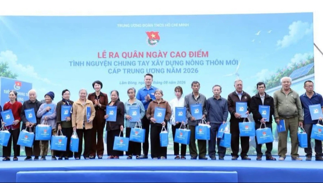 Ra quân tình nguyện xây dựng nông thôn mới: Tuổi trẻ mang tri thức về cơ sở - Ảnh 4.