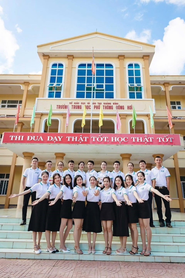 60 năm mái trường mang tên Đồng Hới - Ảnh 3.