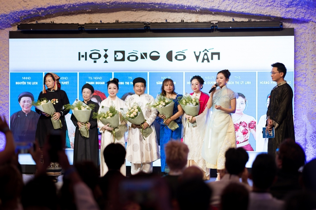 NSND Bạch Tuyết trải l&ograve;ng về niềm hạnh ph&uacute;c ở tuổi ngo&agrave;i 80 - Ảnh 1.