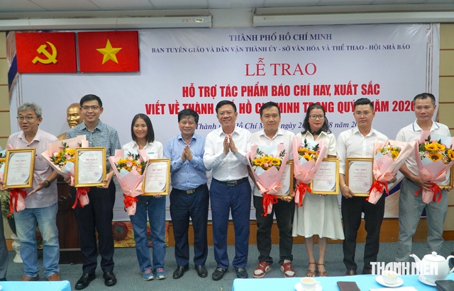 Báo Thanh Niên có 6 tác phẩm hay, xuất sắc được TP.HCM khen thưởng - Ảnh 2.
