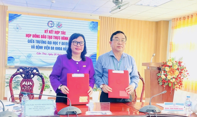 Trường Đại học Y Dược Cần Thơ đưa 2014 sinh viên về Hậu Giang (cũ) thực hành - Ảnh 3.