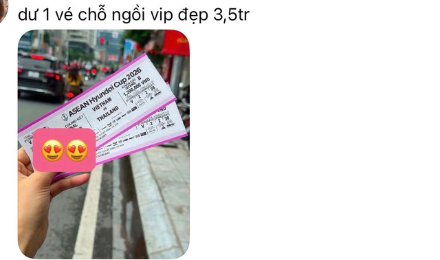 Vé chợ đen chung kết Việt Nam - Thái Lan tăng phi mã, rao gấp 3 lần giá gốc- Ảnh 1.