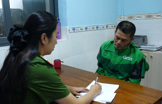 Kẻ trộm ch&oacute; tại nhiều x&atilde;, phường ở TP.HCM sa lưới - Ảnh 1.